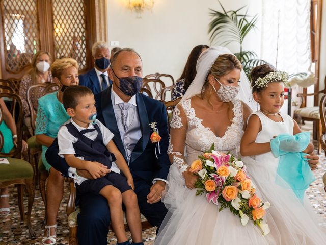 Il matrimonio di Davide e Luana a Lido di Venezia, Venezia 51