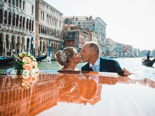 Il matrimonio di Davide e Luana a Lido di Venezia, Venezia 55