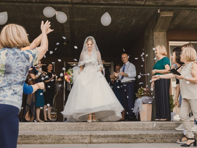 Il matrimonio di Marco e Irena a Cartoceto, Pesaro - Urbino 21