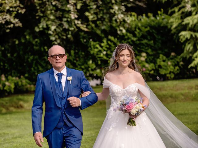 Il matrimonio di Lorenzo e Martina a Oggiono, Lecco 42