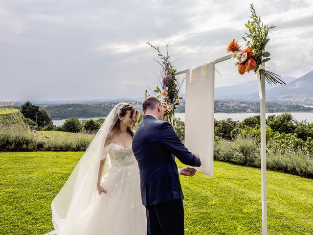 Il matrimonio di Lorenzo e Martina a Oggiono, Lecco 49