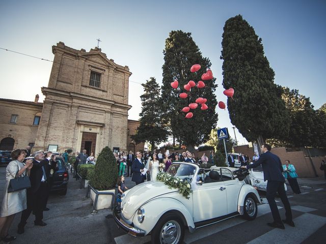 Il matrimonio di Emiliano e Ilaria a Filottrano, Ancona 10