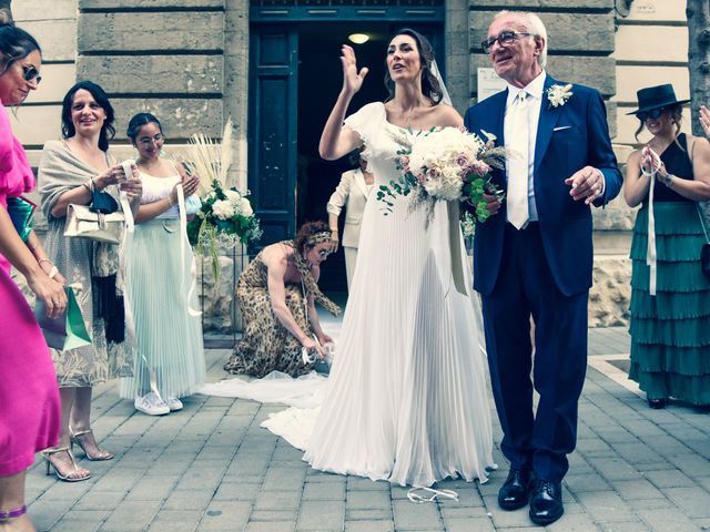 Il matrimonio di Stefania e Raffaele a Bisceglie, Bari 23