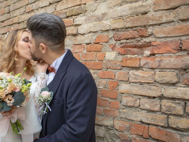 Il matrimonio di Alberto e Isabella a Montecchio Emilia, Reggio Emilia 24