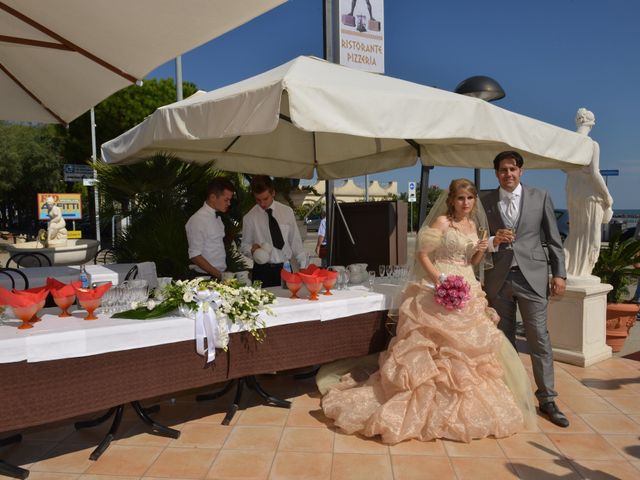 Il matrimonio di Andrea e Serena a Comacchio, Ferrara 30