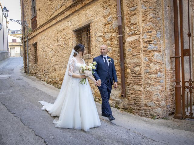 Il matrimonio di Sara e Nicolas a Santa Caterina dello Ionio, Catanzaro 21
