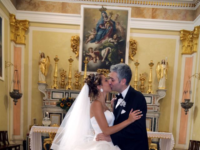 Il matrimonio di Osman e Mariasilvia  a Camerota, Salerno 27