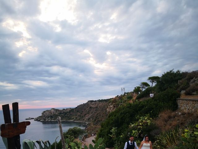 Il matrimonio di Mariachiara e Fabio a Monforte San Giorgio, Messina 7