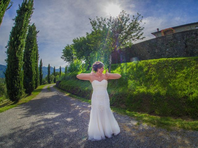 Il matrimonio di Davide e Silvia a Castelnuovo di Garfagnana, Lucca 23