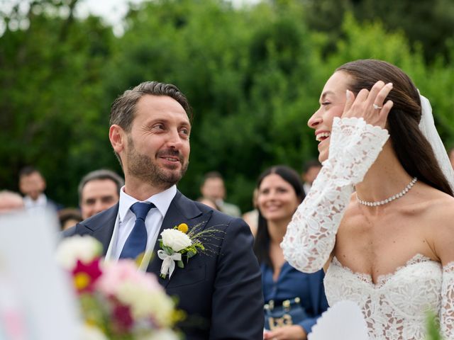 Il matrimonio di Giulia e Alessio a Lucca, Lucca 13