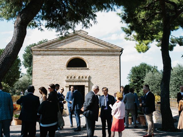 Il matrimonio di Francesco e Lavinia a Civitanova Marche, Macerata 54