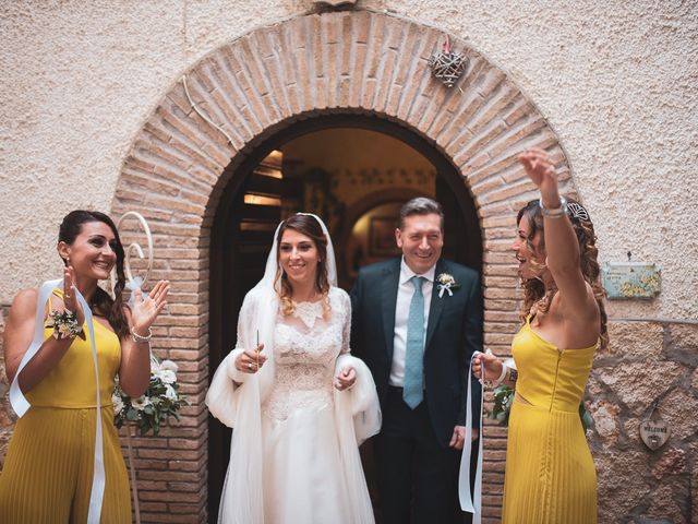 Il matrimonio di Claudio e Elisa a Greccio, Rieti 28