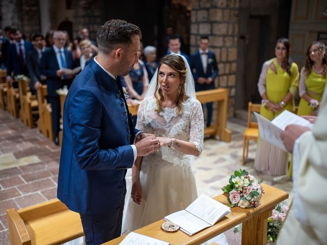 Il matrimonio di Claudio e Elisa a Greccio, Rieti 37