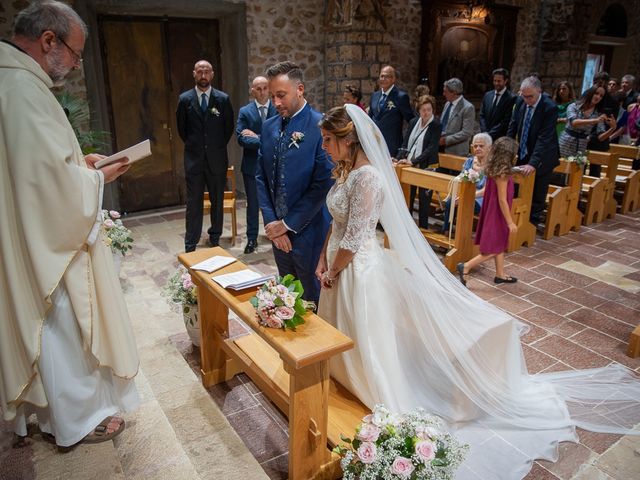 Il matrimonio di Claudio e Elisa a Greccio, Rieti 40