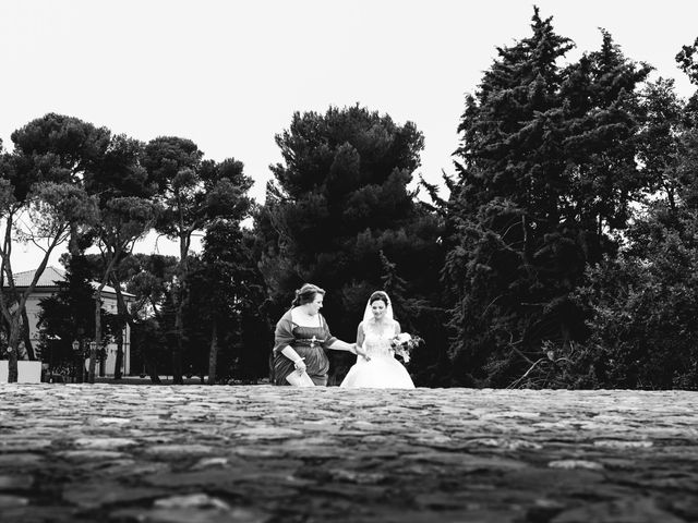 Il matrimonio di Monica e Pier Nicola a Città Sant&apos;Angelo, Pescara 10