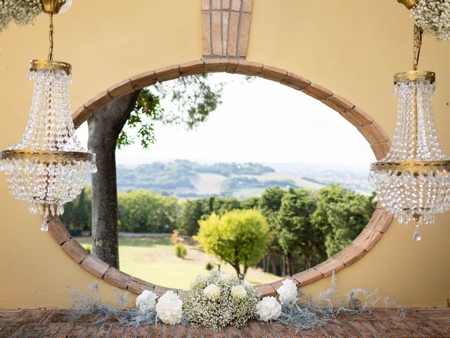 Il matrimonio di Luca e Erica a Gradara, Pesaro - Urbino 5