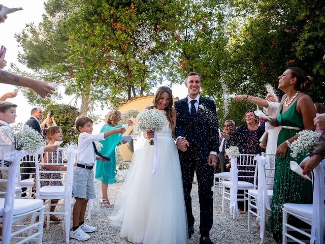 Il matrimonio di Luca e Erica a Gradara, Pesaro - Urbino 20