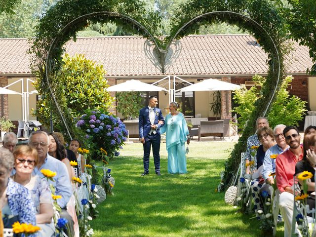 Il matrimonio di Matteo e Valentina a Scaldasole, Pavia 34