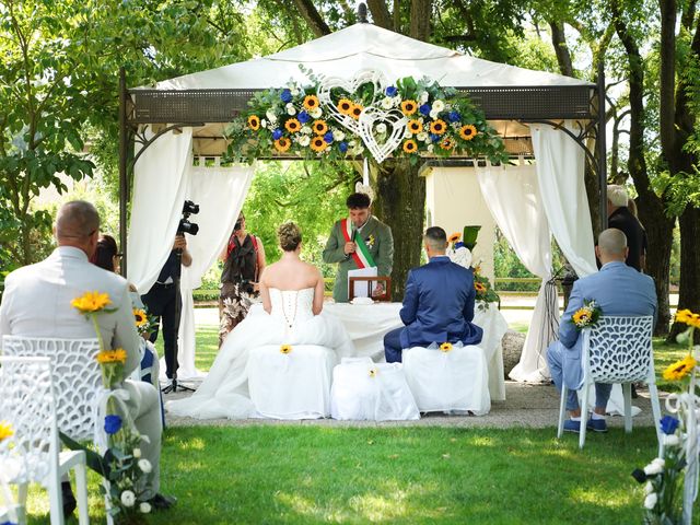 Il matrimonio di Matteo e Valentina a Scaldasole, Pavia 51