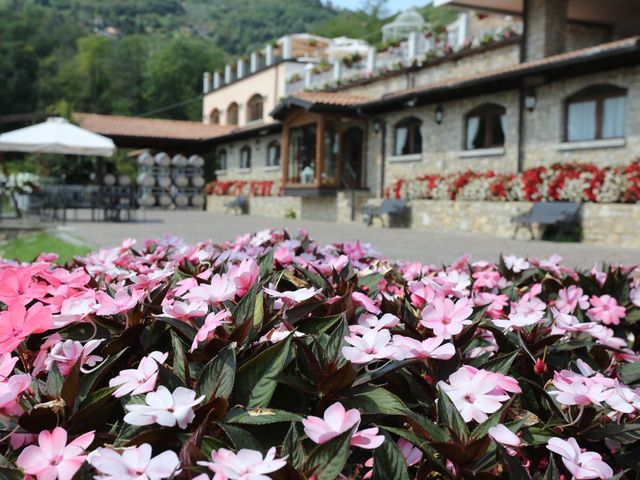 Il matrimonio di Roberto e Ilaria a Borgo di Terzo, Bergamo 32