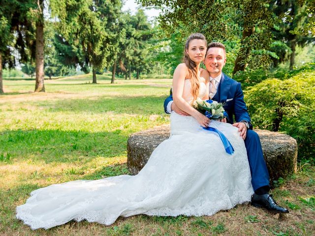 Il matrimonio di Luca e Federica a Cislago, Varese 21