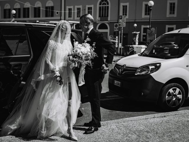 Il matrimonio di Gabriele e Diletta a Lari, Pisa 23
