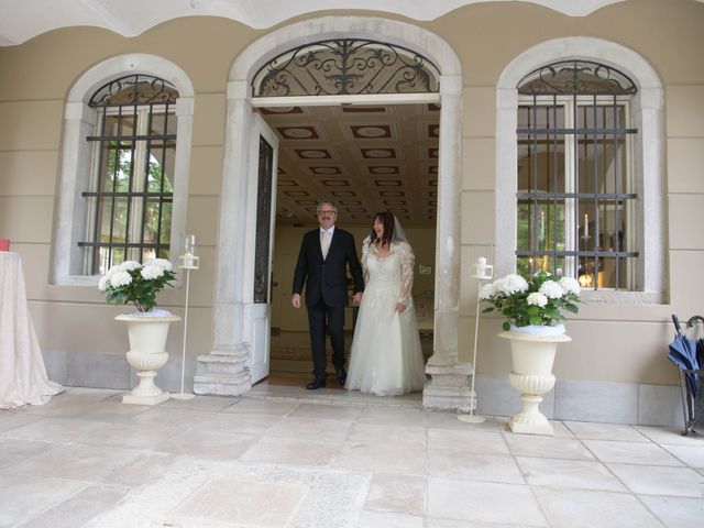 Il matrimonio di Giacomo Gigante e Paola Vitale a Villa Vicentina, Udine 7