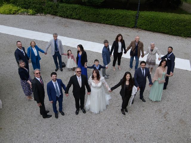 Il matrimonio di Giacomo Gigante e Paola Vitale a Villa Vicentina, Udine 11