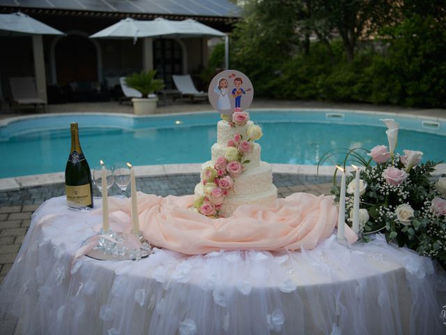 Il matrimonio di Giacomo Gigante e Paola Vitale a Villa Vicentina, Udine 17