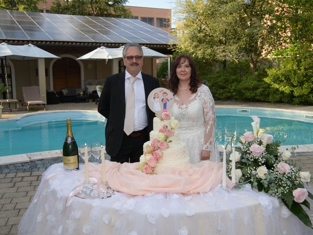 Il matrimonio di Giacomo Gigante e Paola Vitale a Villa Vicentina, Udine 18
