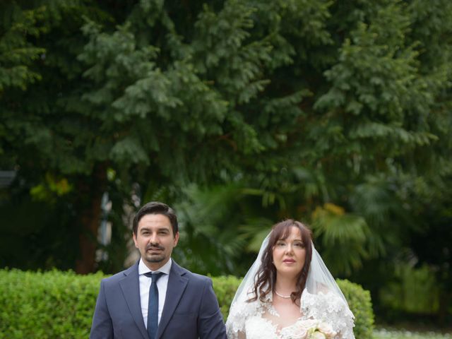 Il matrimonio di Giacomo Gigante e Paola Vitale a Villa Vicentina, Udine 1