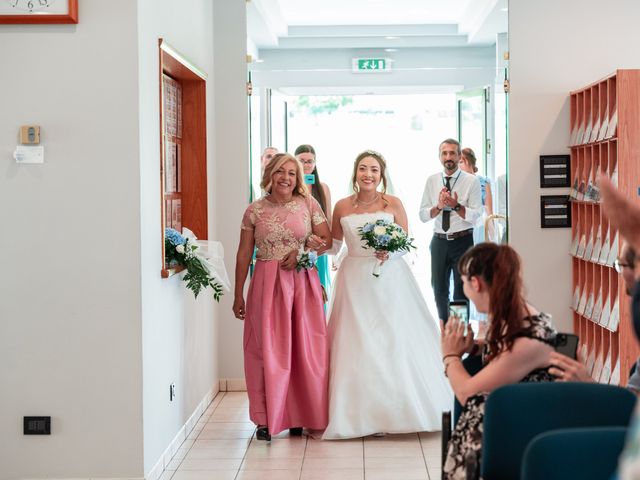Il matrimonio di Luca e Montserrath a Belluno, Belluno 16
