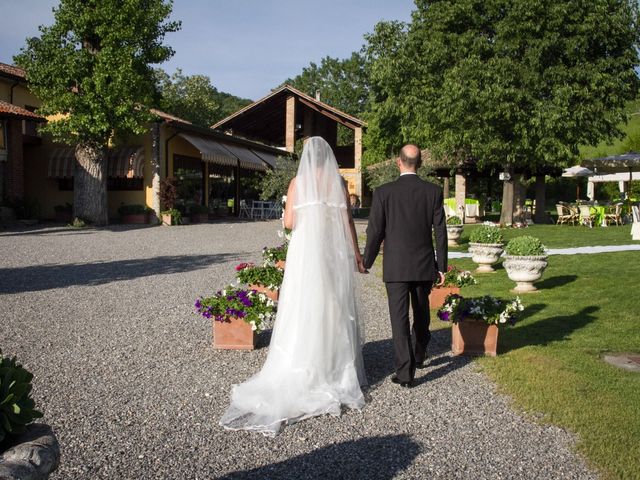 Il matrimonio di Emilio e Aziza a Fortunago, Pavia 31