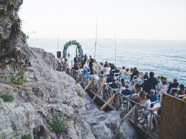 Il matrimonio di Mariangela e Giuseppe a Vietri sul Mare, Salerno 9