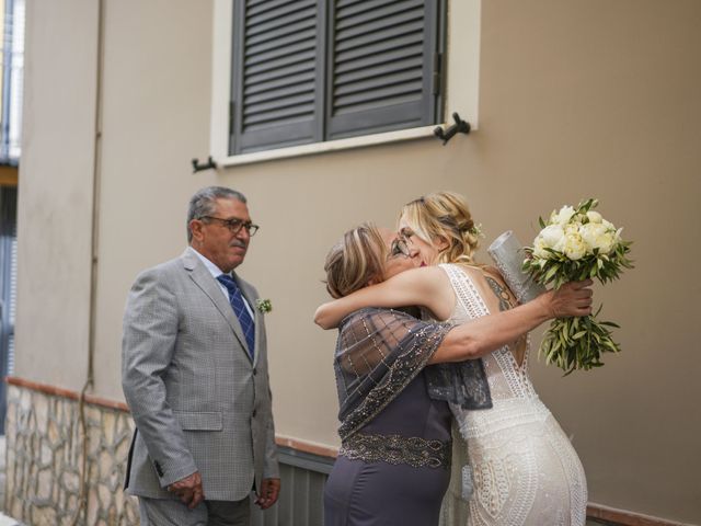 Il matrimonio di Klaudia e Carmine a Marigliano, Napoli 43