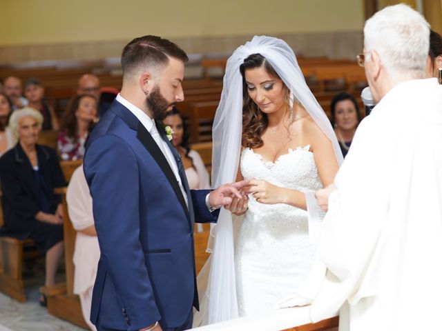 Il matrimonio di Lucia e Filippo a Pozzuoli, Napoli 29