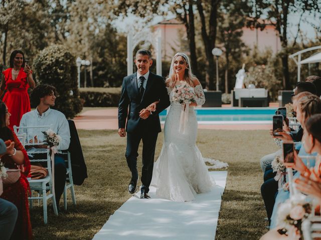 Il matrimonio di Simona e Iulian a Camposanto, Modena 24