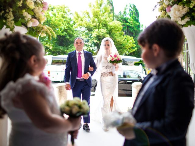 Il matrimonio di Alfredo e Deborah a Nola, Napoli 16