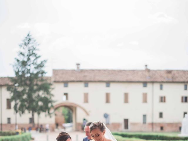 Il matrimonio di Simone e Simona a Monticelli d&apos;Ongina, Piacenza 10