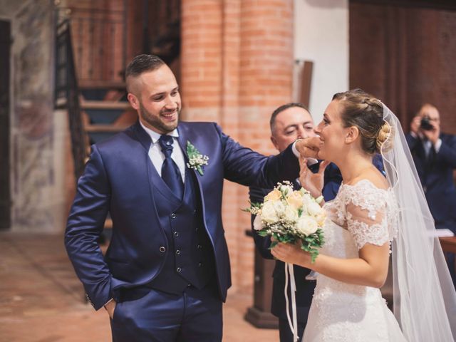 Il matrimonio di Simone e Simona a Monticelli d&apos;Ongina, Piacenza 15