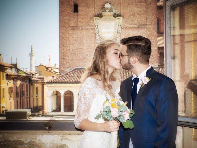 Il matrimonio di Alex e Mariapaola a Cremona, Cremona 35