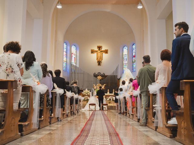 Il matrimonio di Matteo e Stefania a San Clemente, Rimini 32