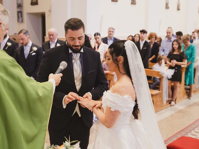 Il matrimonio di Matteo e Stefania a San Clemente, Rimini 33