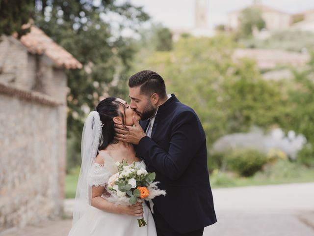 Il matrimonio di Matteo e Stefania a San Clemente, Rimini 52