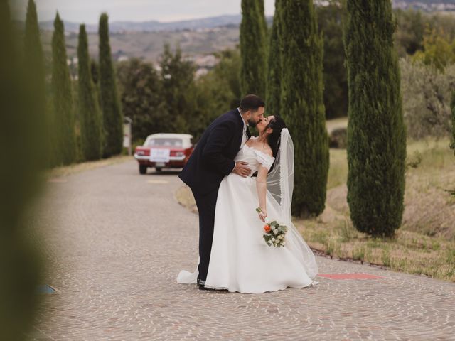 Il matrimonio di Matteo e Stefania a San Clemente, Rimini 57