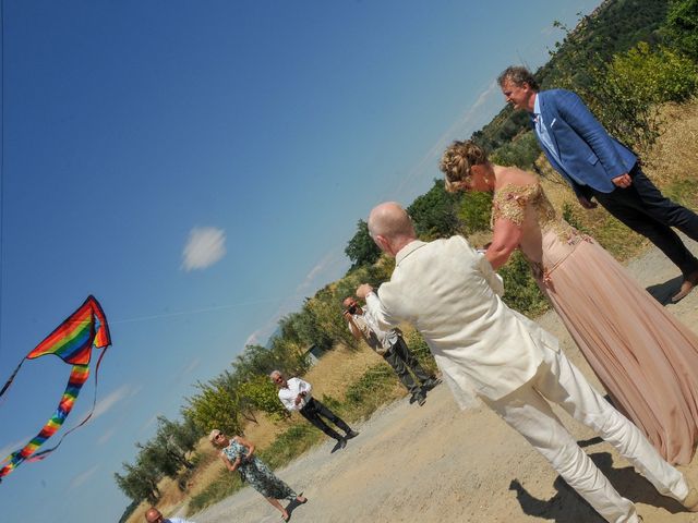 Il matrimonio di Bernard e Brigitte a Palaia, Pisa 14