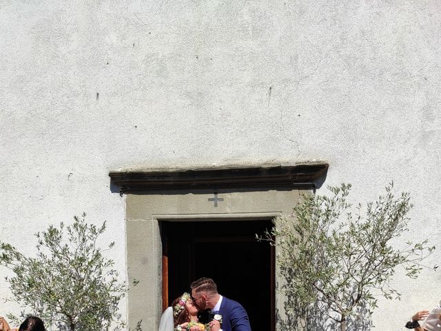 Il matrimonio di Nicola  e Clara a Castelnuovo di Garfagnana, Lucca 6