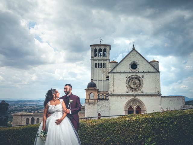 Il matrimonio di Annalisa e Vincenzo a Assisi, Perugia 17
