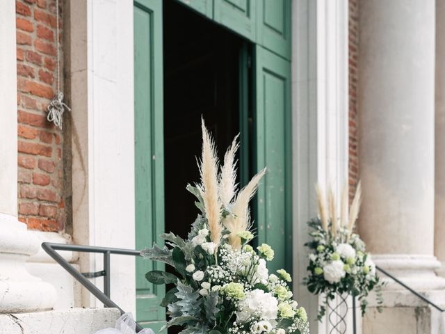 Il matrimonio di Davide e Mirea a Travagliato, Brescia 6