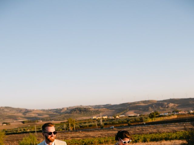 Il matrimonio di Marika e Ryan a Salemi, Trapani 93